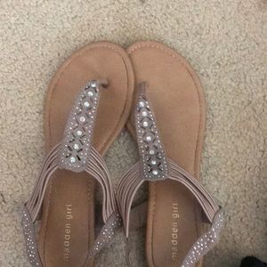 madden girl sandals